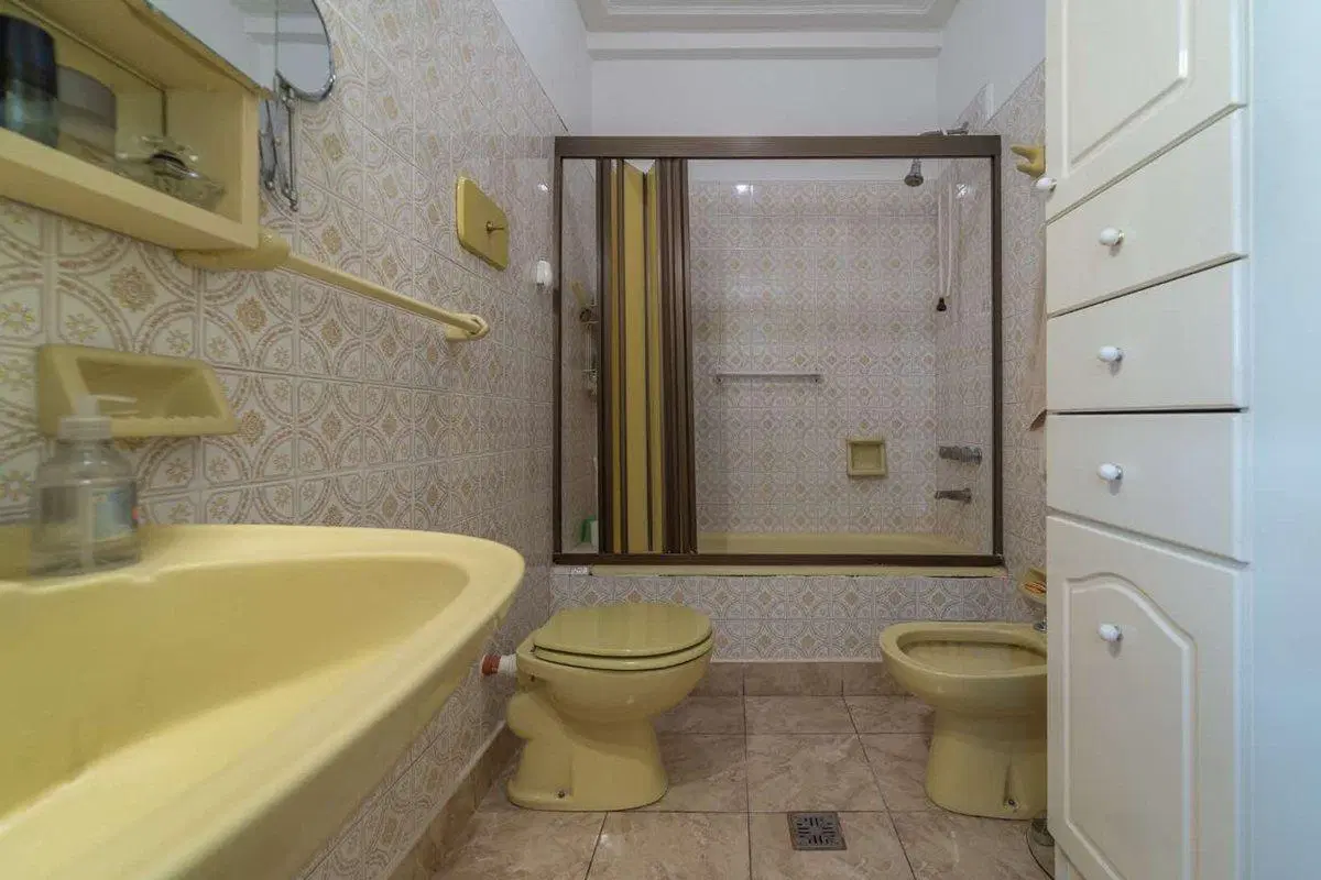 VENTA SEMI PISO 4 AMBIENTES MUY LUMINOSO SAN TELMO 4
