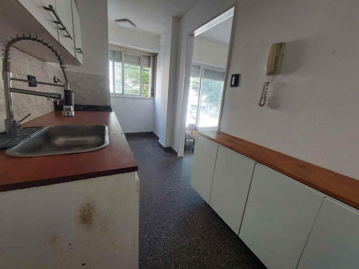 Foto de VENTA 3 AMBIENTES LUMINOSO SAENZ PEÑA, imagen 3