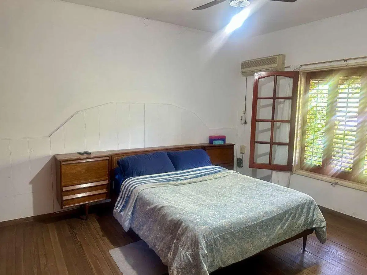 CASA EN VENTA 6 AMB JARDIN TERRAZA Y GARAGE 8