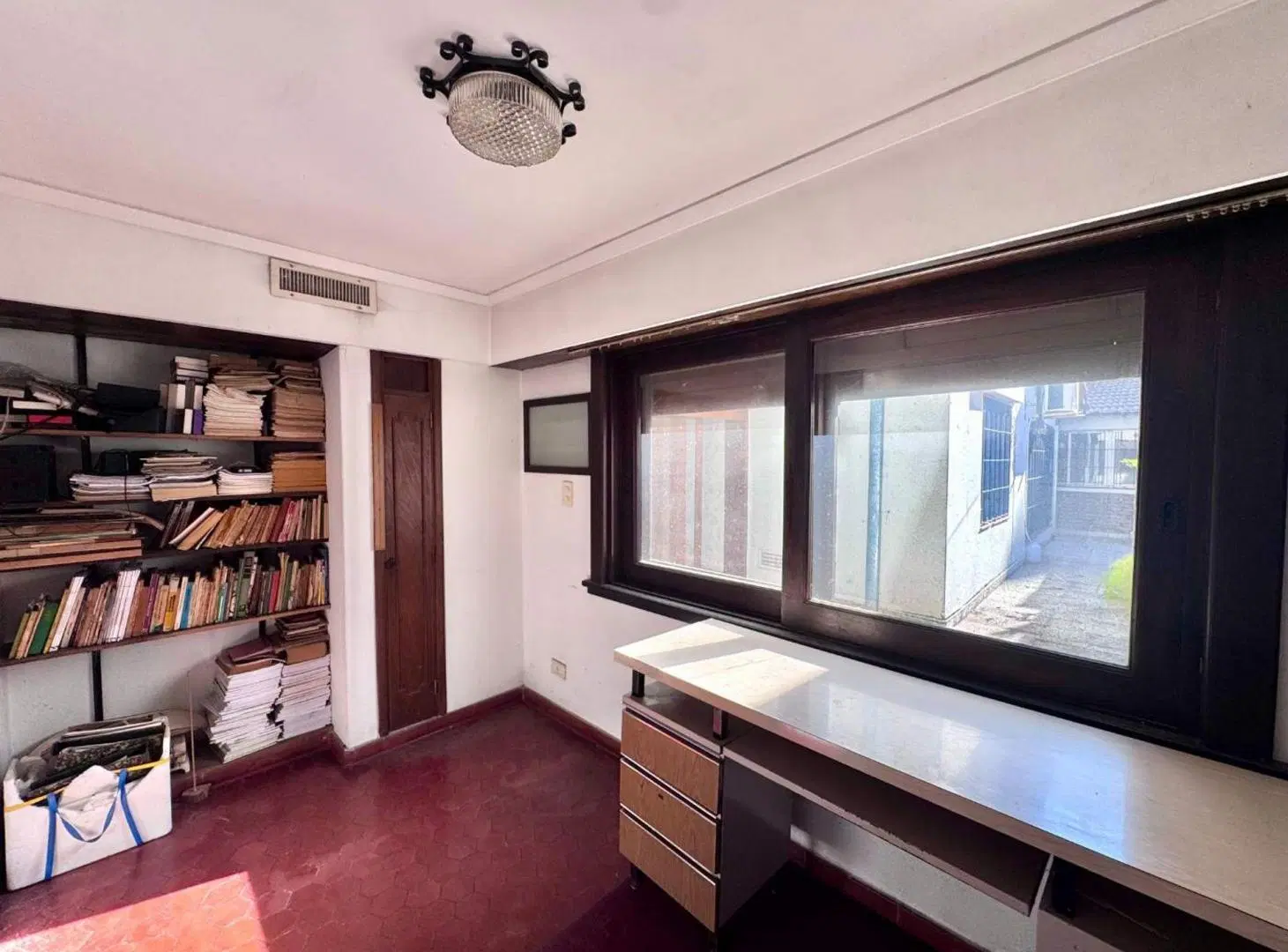 Venta casa 5 amb La Lucila cochera patio dependenc 8