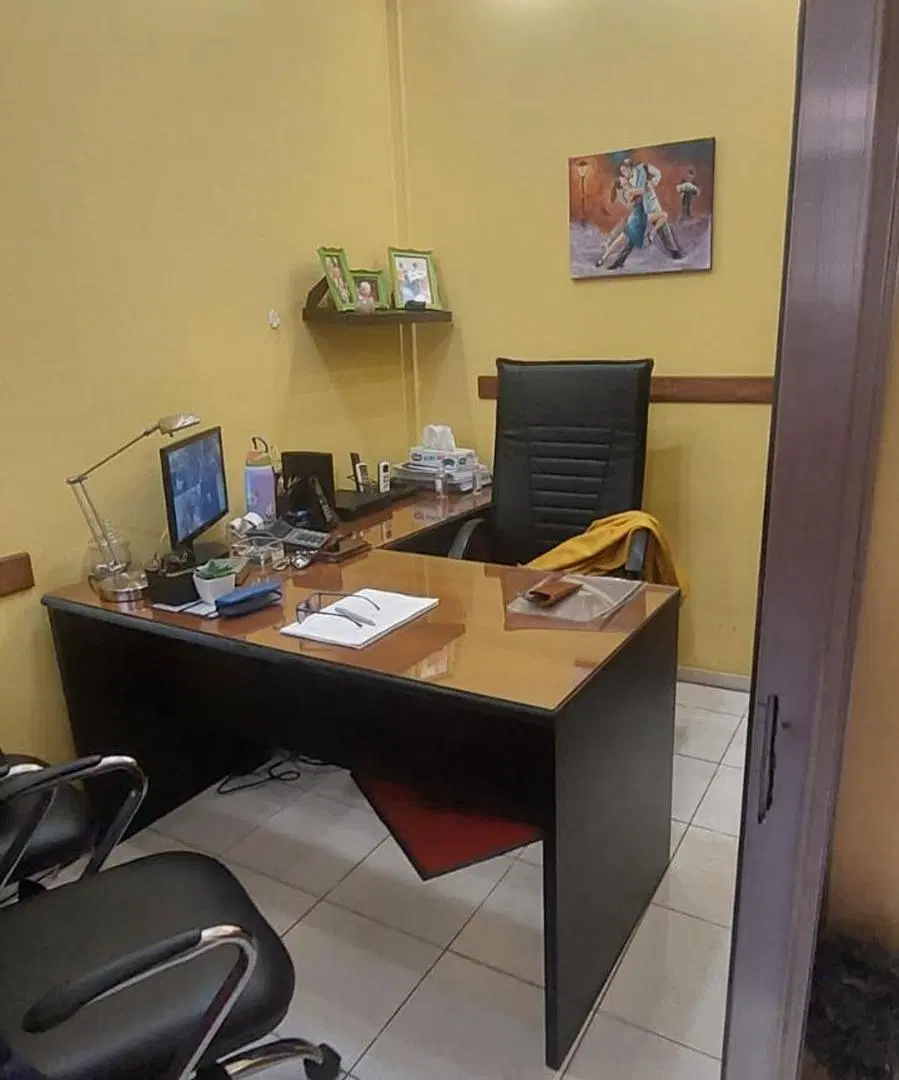 Vta Local Comercial Con Deposito 40 m2 V Ballester 5