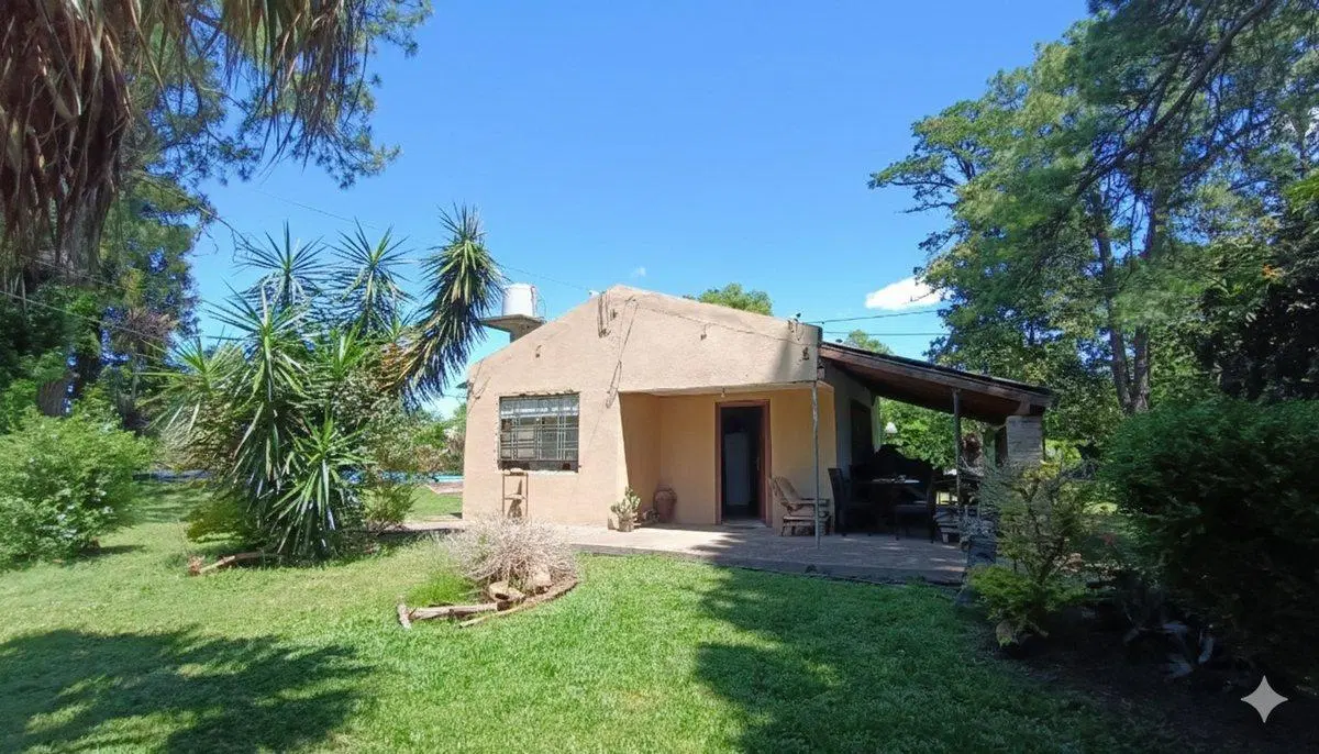 CASA QUINTA 3 AMB CON PILETA Y QUINCHO PERMUTA 2