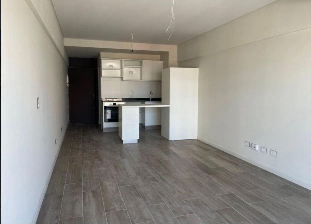 Foto de EN VENTA MONOAMBIENTE CON ESP GUARDACOCHE PATERNAL, imagen 1
