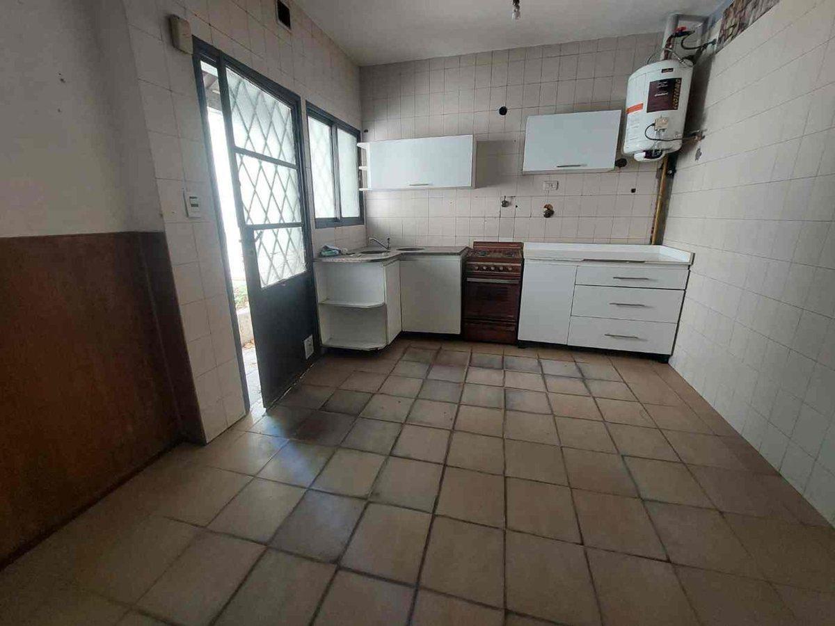Foto de VENTA CASA LOTE PROPIO TERRAZA SAENZ PEÑA, imagen 2