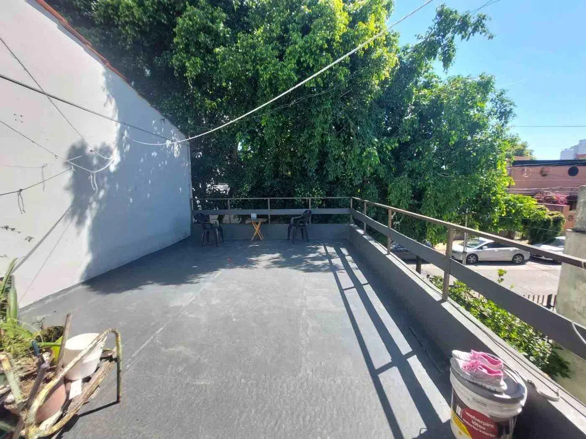 VENTA CASA LOTE PROPIO TERRAZA SAENZ PEÑA 4