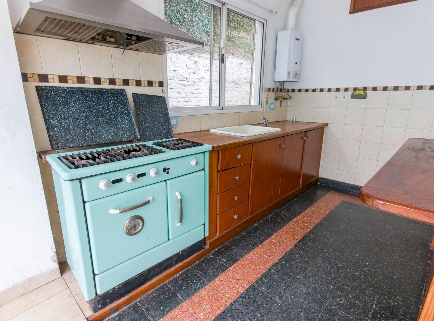 Foto de PH Tipo Casa 3 Amb VENTA Pta Baja Parque Pileta, imagen 1