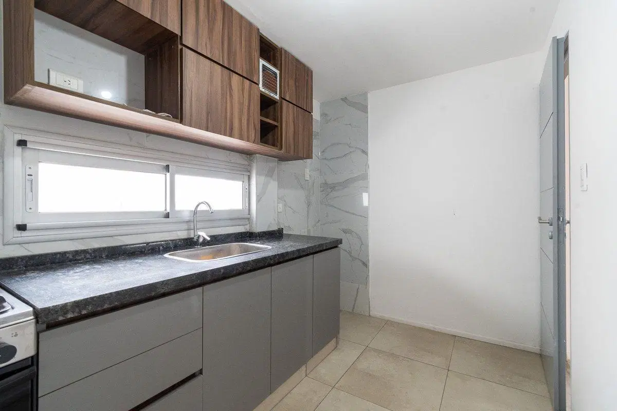 VENTA 3 AMB BALCON Y TERRAZA PROPIA CIUDADELA 1