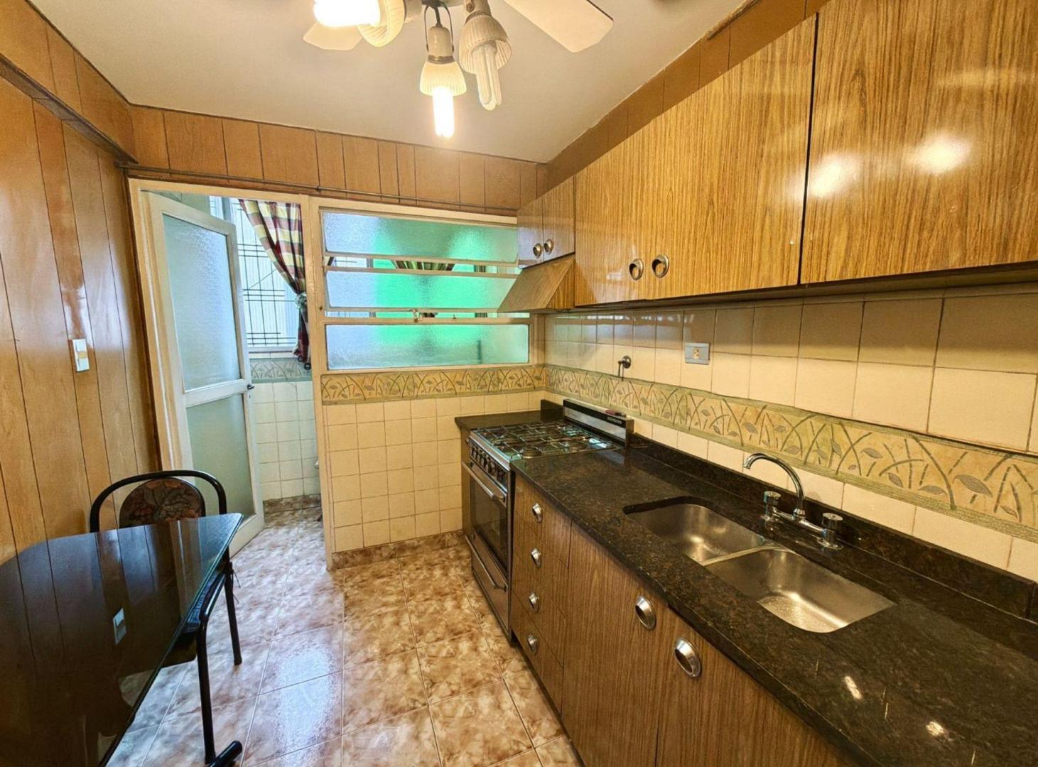 Foto de VENTA DPTO 2 AMB COCHERA BALCON LUMINOSO, imagen 5