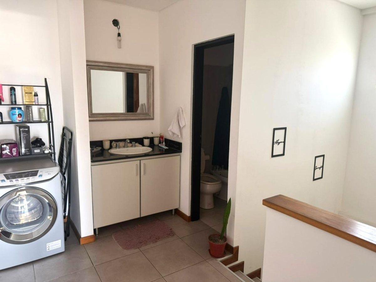 Foto de Venta departamento 2 ambientes con cochera Wilde, imagen 4