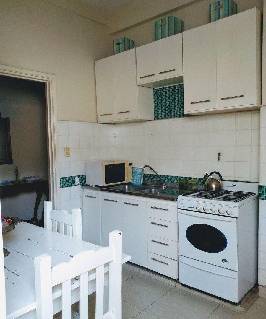 Foto de VENTA PATERNAL DEPTO 3 AMB DEPEND BALCON 88M2, imagen 3