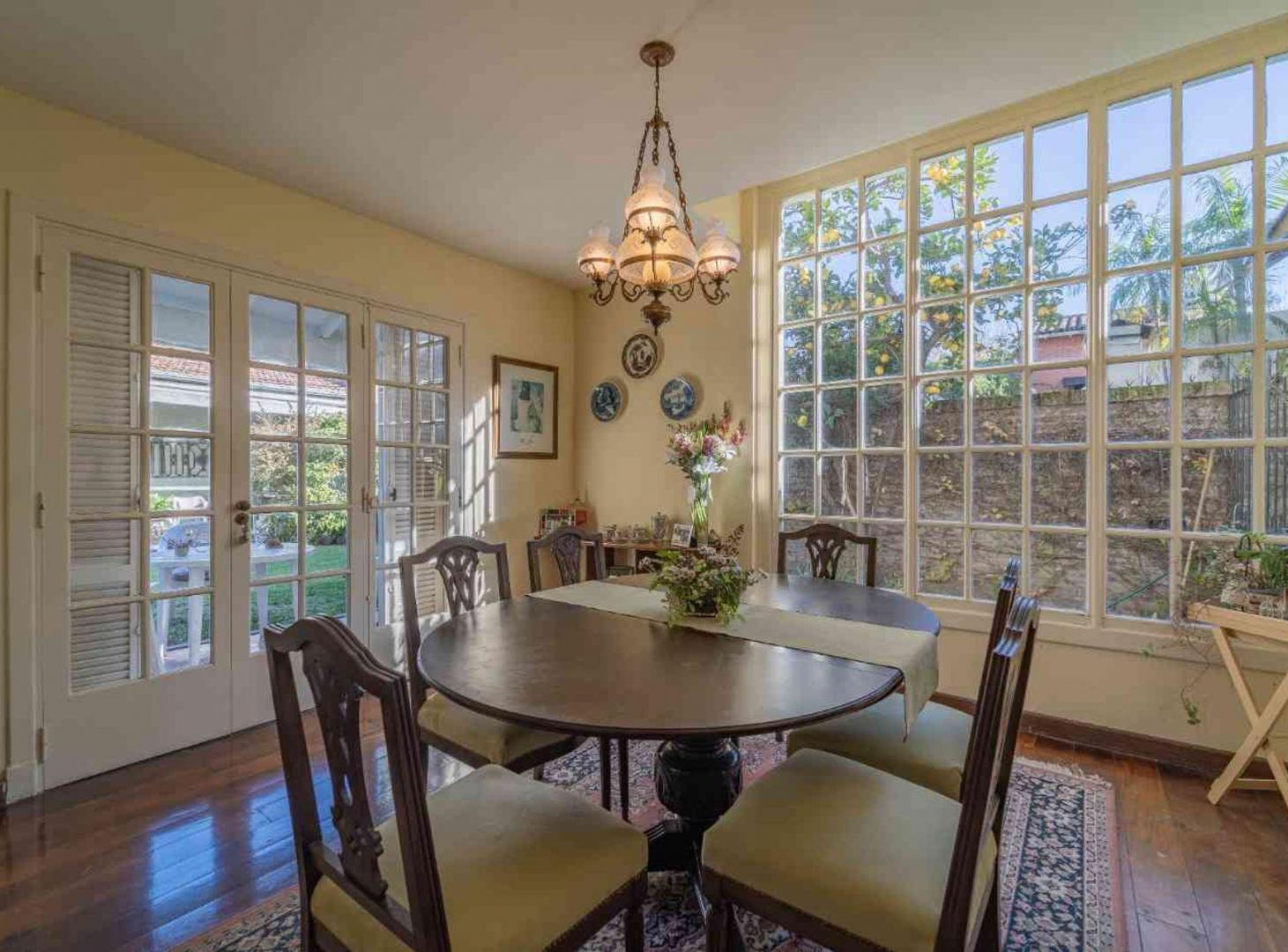Foto de VENTA CASA 6 AMBIENTES CON JARDÍN Y PILETA OLIVOS, imagen 5