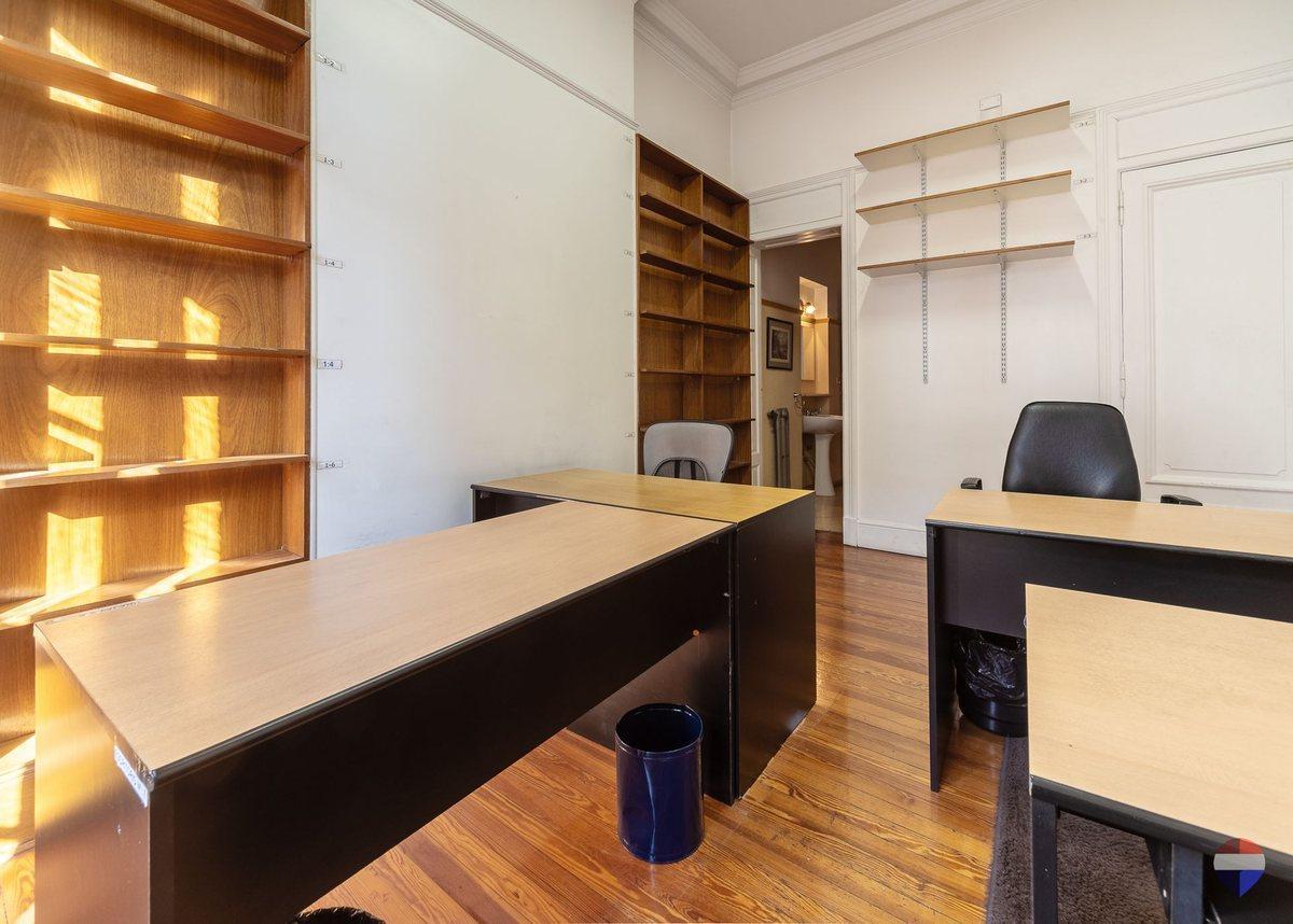 Foto de VENTA 5 AMBIENTES AMPLO PISO EXCLUSIVO MONSERRAT, imagen 4