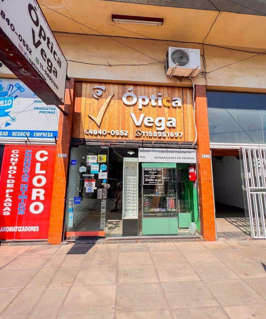 Foto de VENTA LOCAL COMERCIAL EN TRES DE FEBRERO, imagen 1