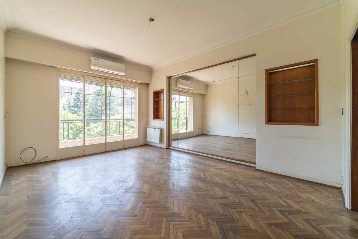 Foto de Venta Depto 3 dorm c/Dep Balcon corrido Caballito, imagen 2