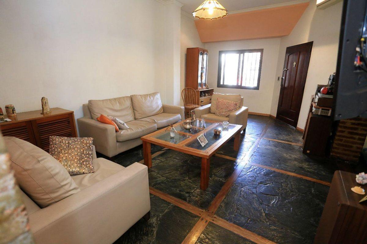 Foto de VTA HERMOSA CASA LOTE PROPIO 5 AMB. GARAJE, imagen 4