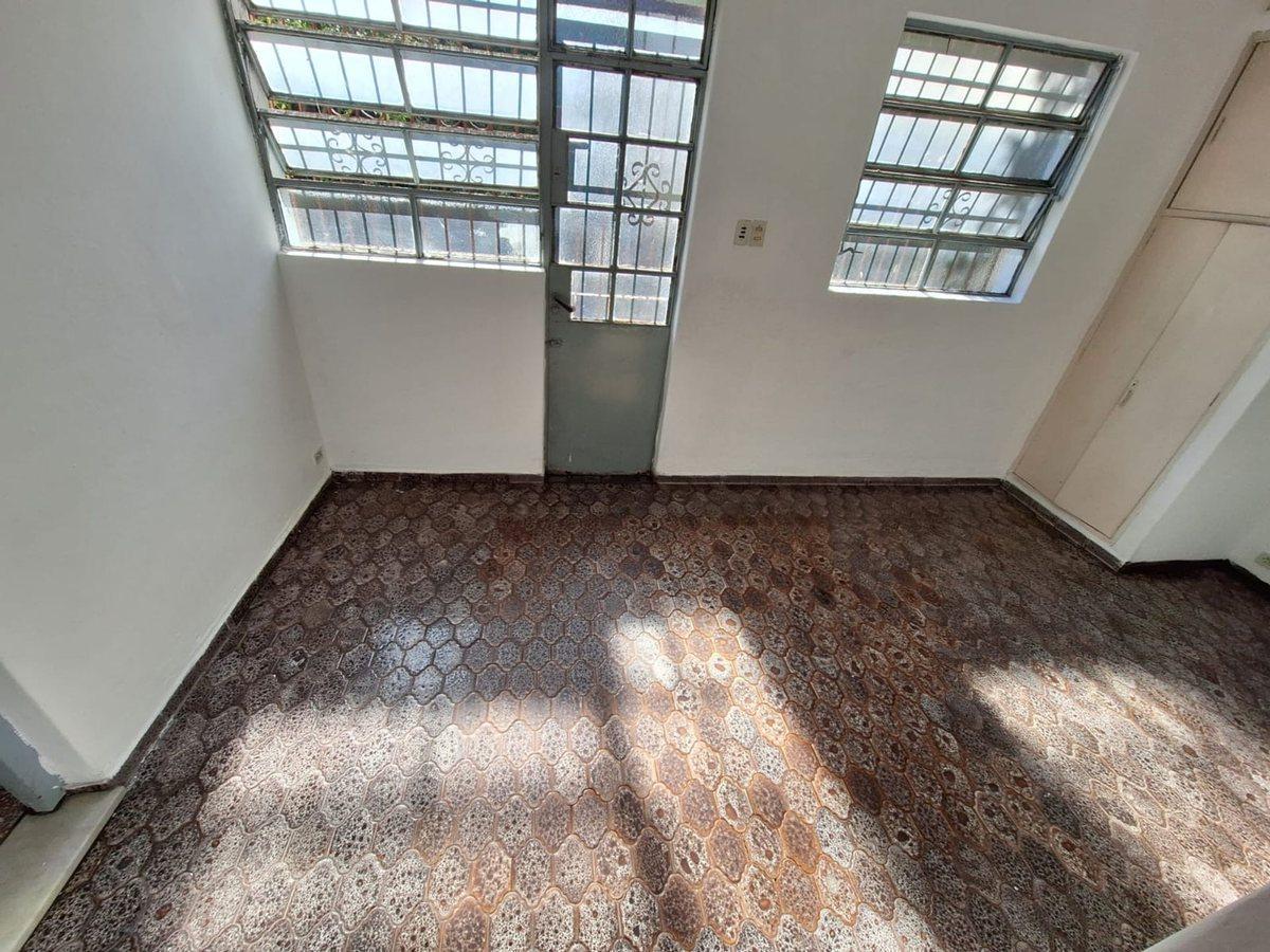 Foto de Venta Casa 5 Amb terraza jardín Parque Chacabuco, imagen 3