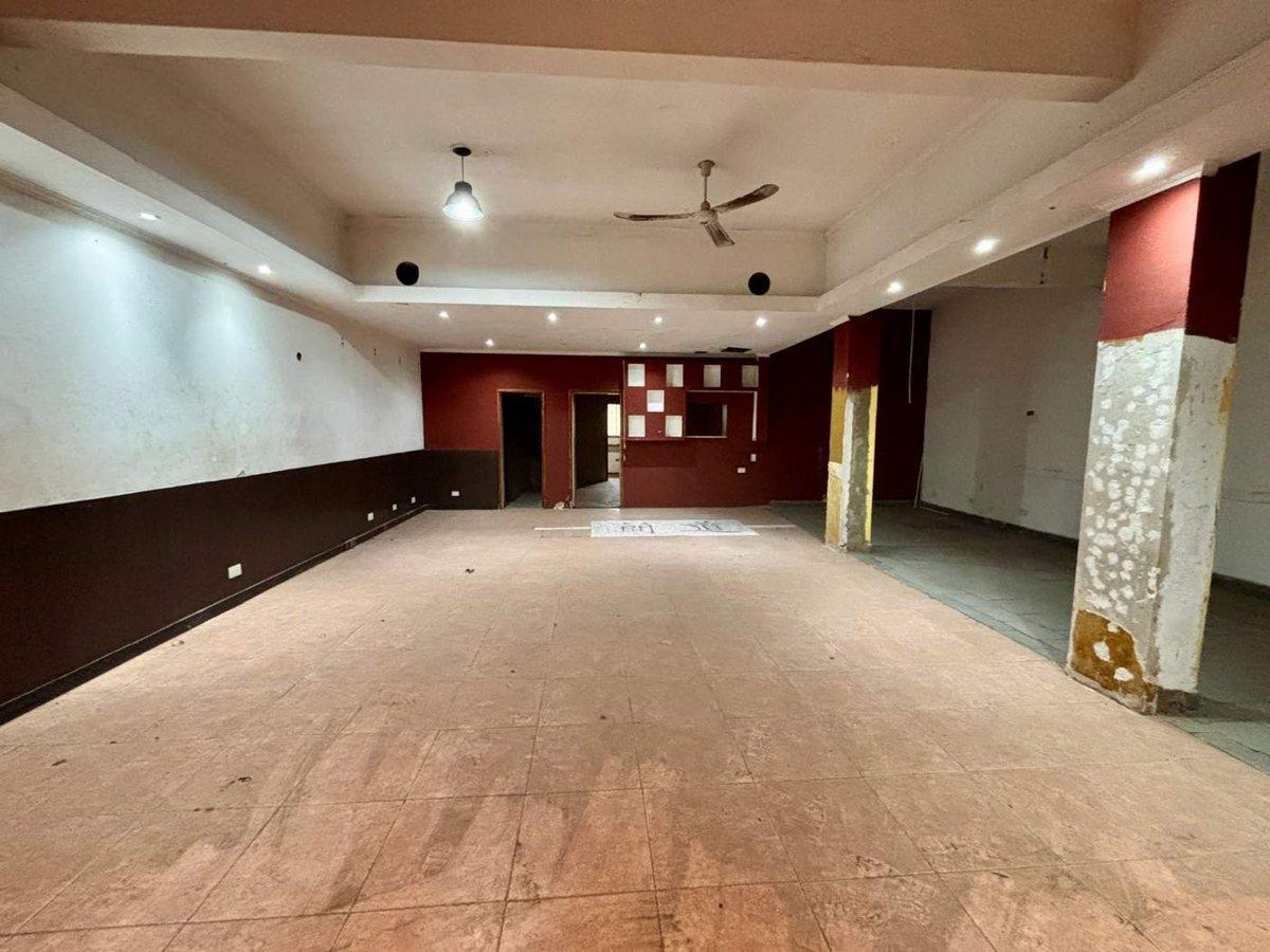 Foto de VENTA LOTE SAN MIGUEL 382m2 AV P. PERON ZONA HOSP., imagen 2
