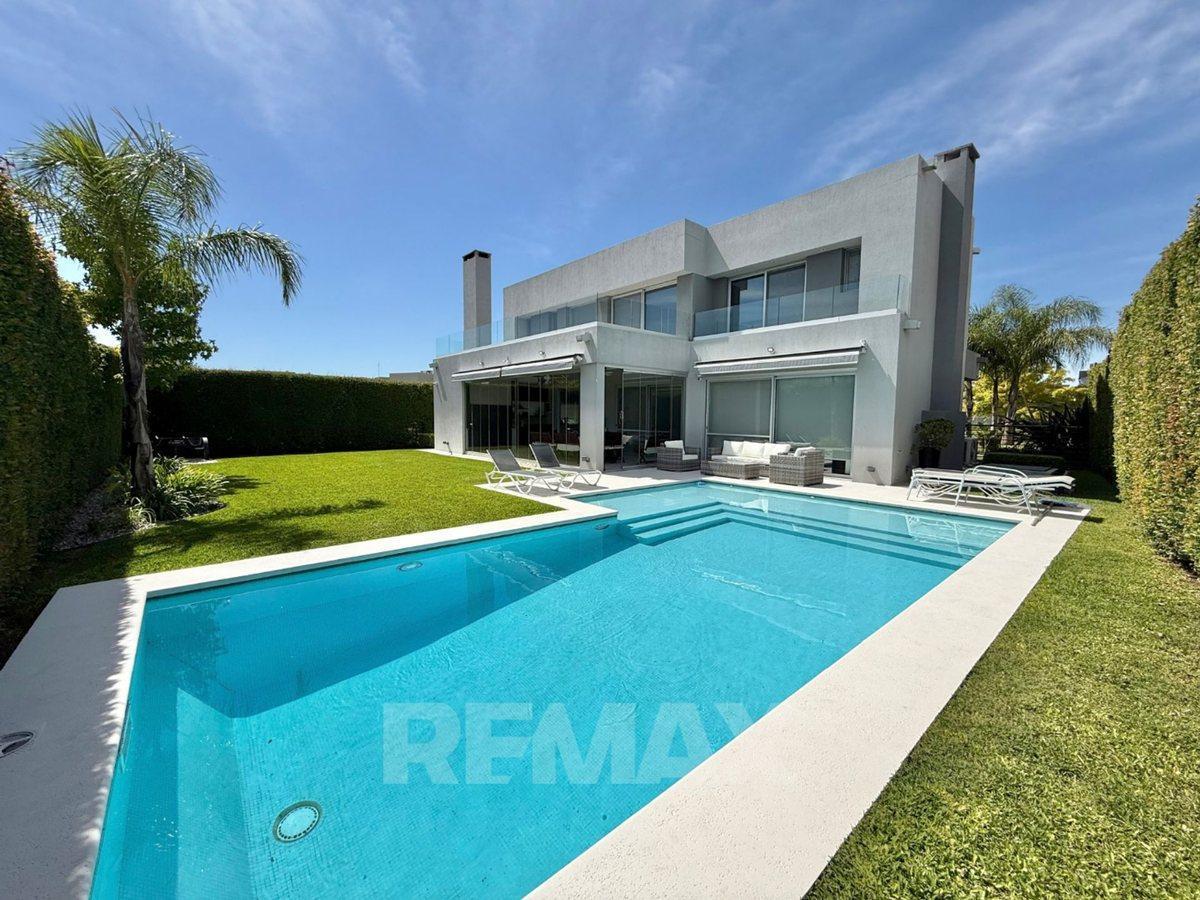 Foto de CASA 6 AMB BARRIO AYRES PLAZA PILAR PREMIUM, imagen 1