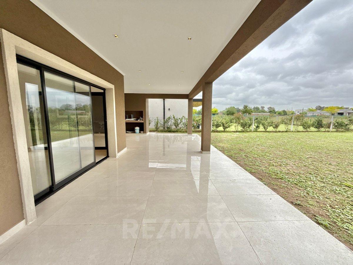 Foto de CASA 6 AMB VENTA B°SAN PABLO MUDATE YA CON EL 30%, imagen 4