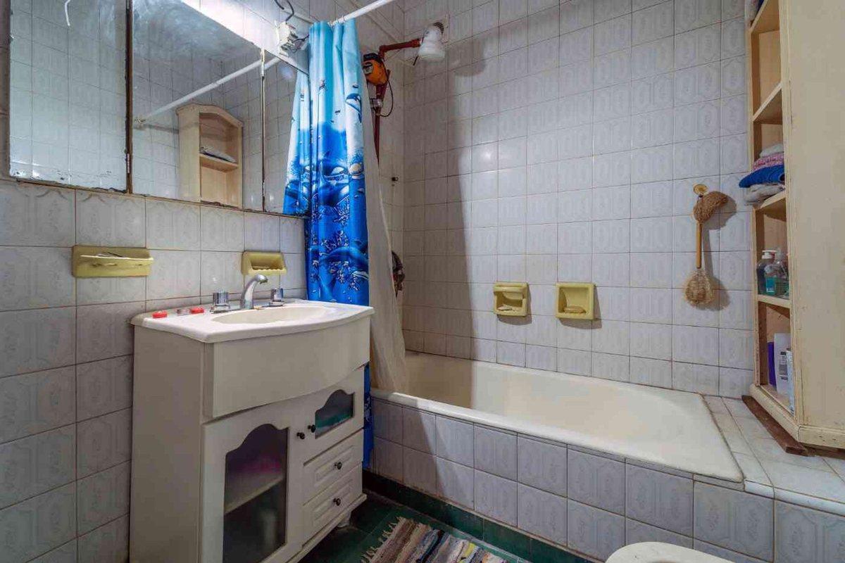Foto de VENTA CASA 2 AMBIENTES CON COCHERA VILLA DE MAYO, imagen 3