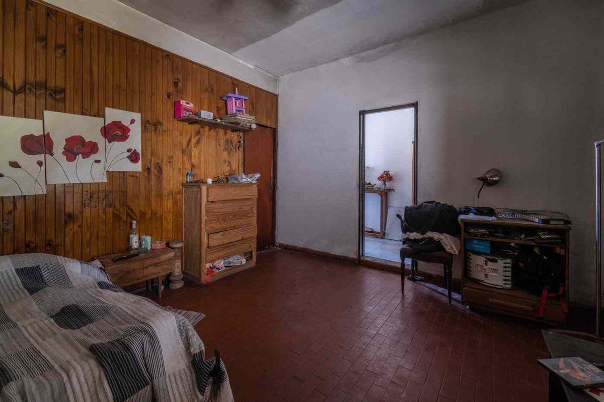Foto de VENTA CASA 2 AMBIENTES CON COCHERA VILLA DE MAYO, imagen 5