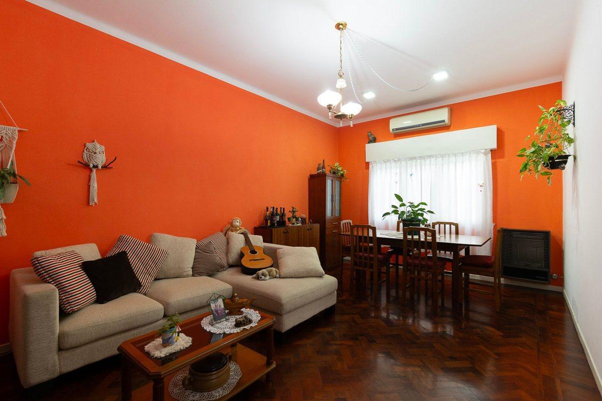 Foto de VENTA PH 3 AMB PATIO Y TERRAZA PROPIA SAENZ PEÑA, imagen 1