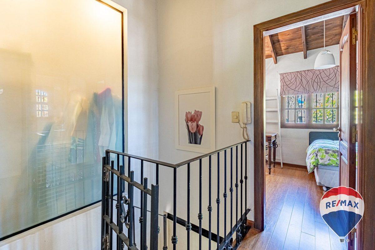 Foto de Venta casa 6 amb jardin pileta cochera, imagen 1