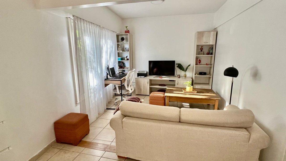 Foto de EN VENTA 2 1/2 AMBIENTES AV. CABILDO Y AV. LACROZE, imagen 4
