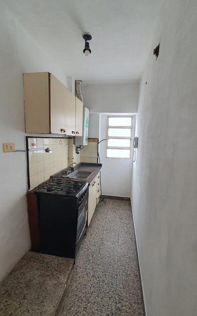 Foto de DEPARTAMENTO 2 AMB. EN VENTA RAMOS MEJIA CENTRO, imagen 2
