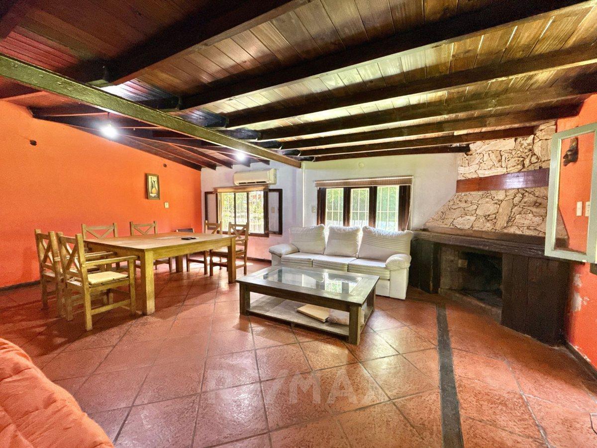 Foto de CASA 4 AMB VENTA DEL VISO PILAR 1890m2 LOTE PILETA, imagen 5