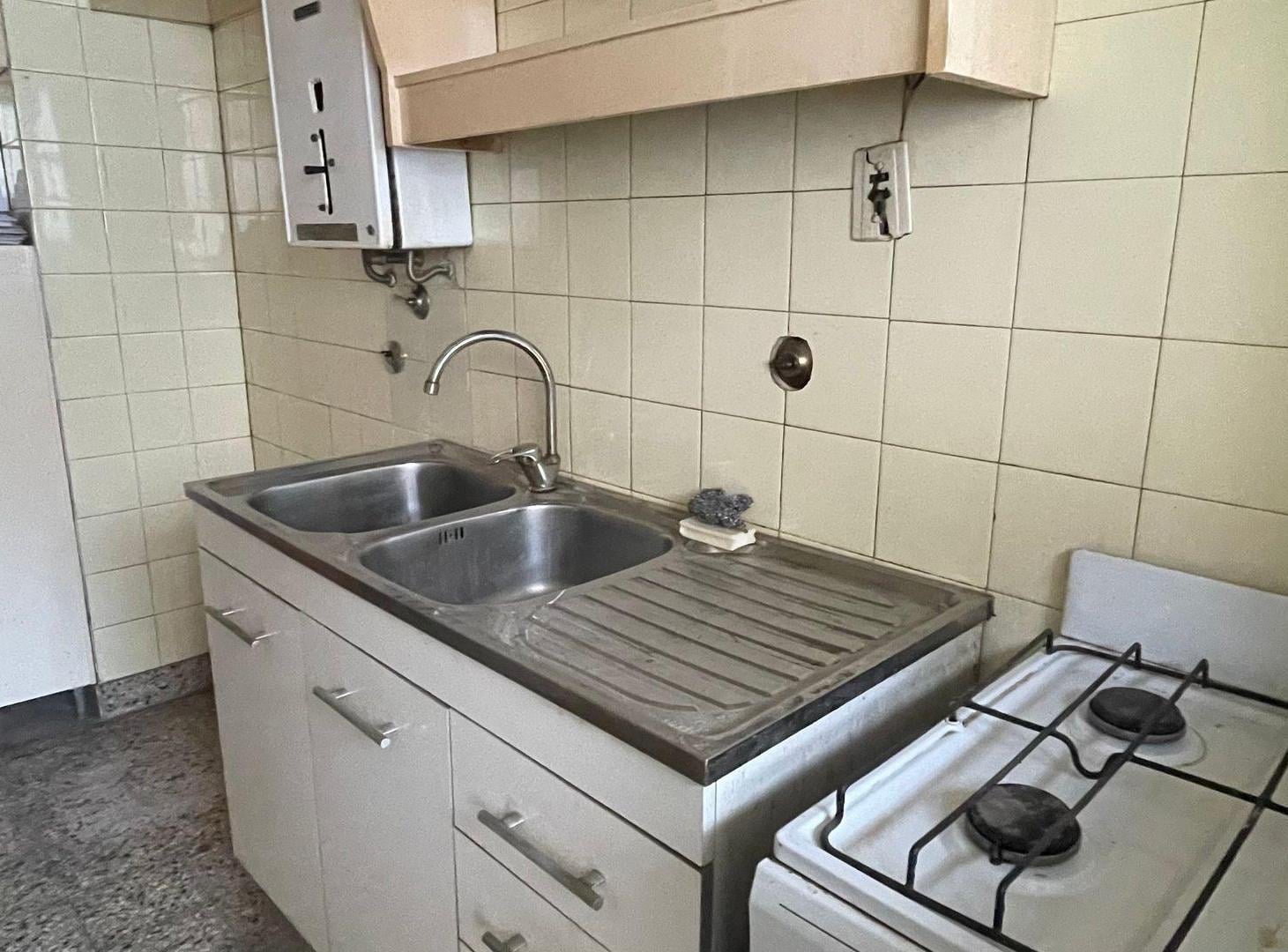 Foto de DEPARTAMENTO 2 AMB EN CABALLITO, imagen 1