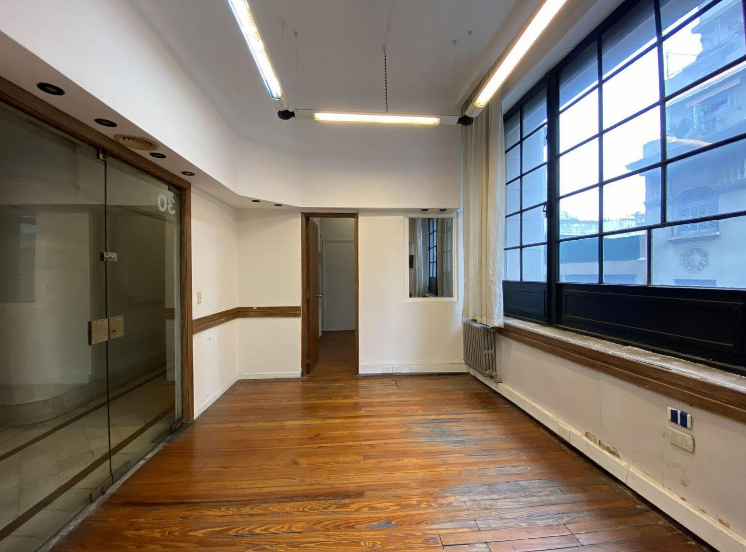 Foto de VENTA OFICINA COMERCIAL -PALACIO BAROLO, imagen 5