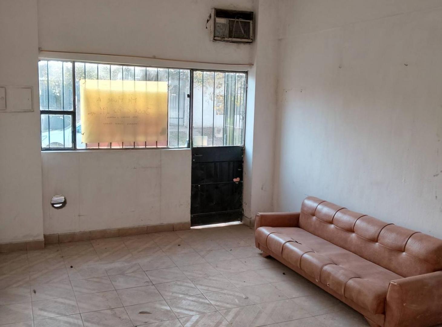 Foto de CASA VENTA + 2 LOCALES COMERCIALES IDEAL INVERSOR, imagen 3