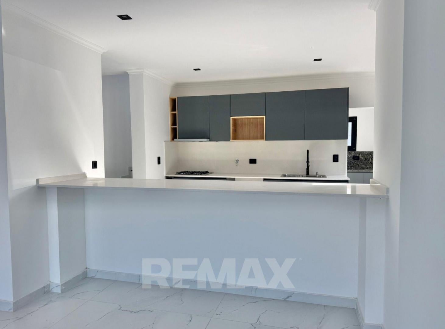 Foto de CASA 6 AMB VENTA B° SAN PABLO MUDATE YA CON EL 30%, imagen 5
