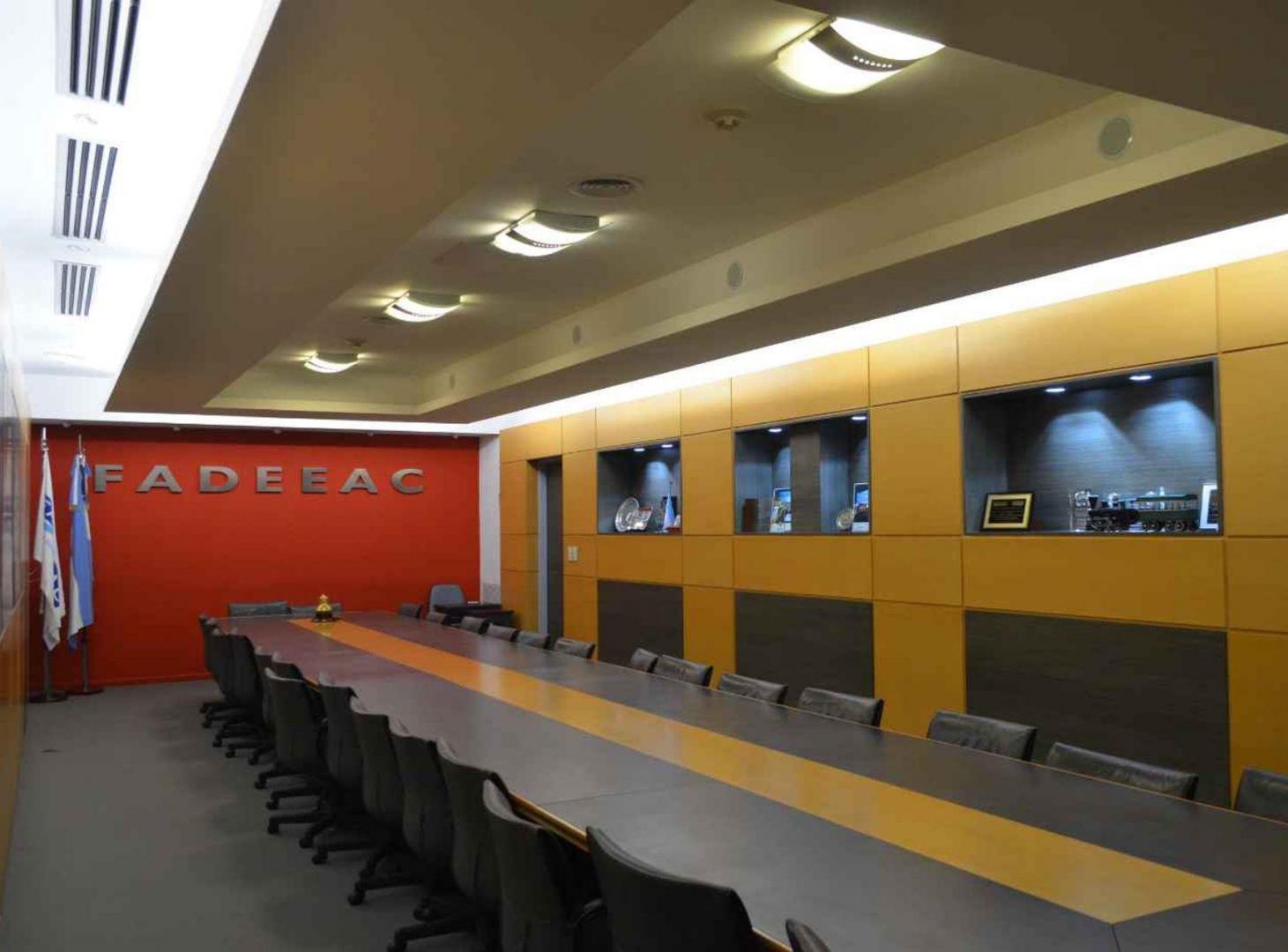 Foto de ALQUILER OFICINAS -ALMAGRO EDIF IMPECABLE ESTADO, imagen 2