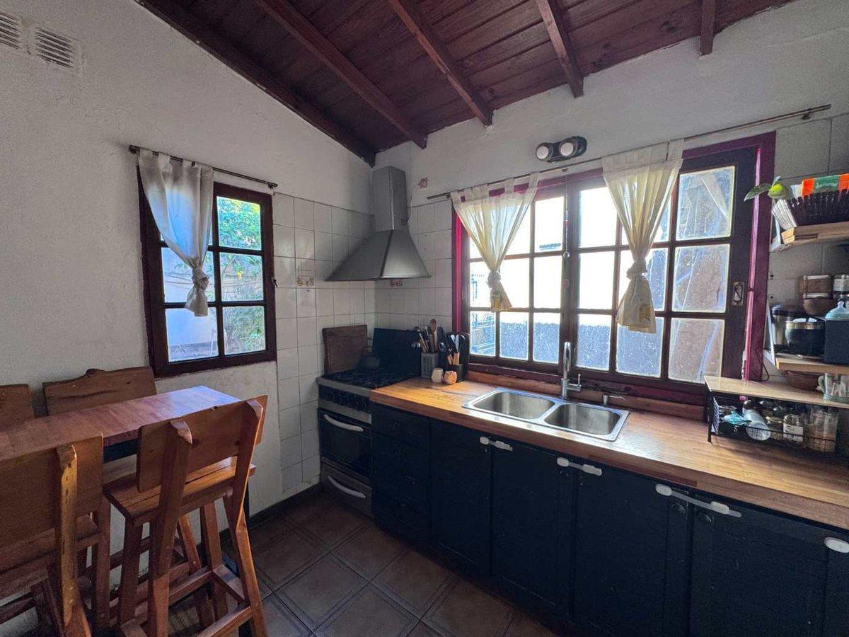Foto de VENTA PH 4 AMB JARDIN SIN EXPENSAS CASTELAR SUR, imagen 3