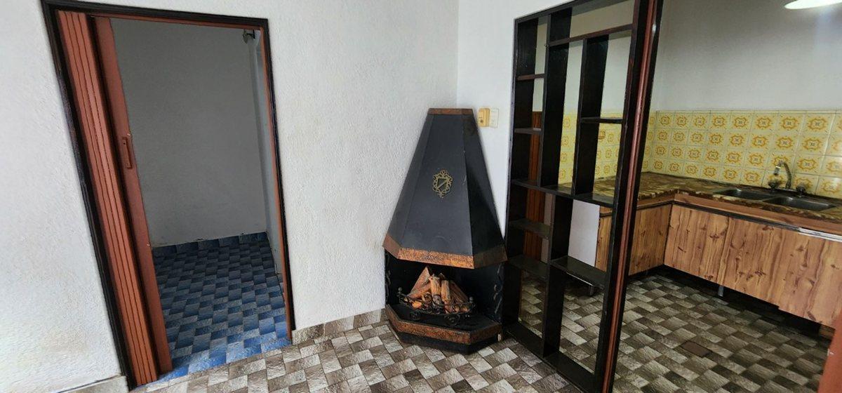 Foto de PH Venta 2 ambientes Caseros patio sin expensas, imagen 2