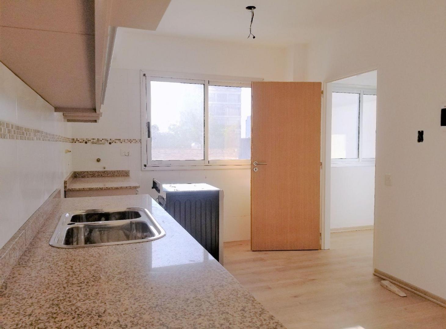 Foto de VENTA DEPARTAMENTO 3 AMB y MEDIO SANTA RITA PATIOS, imagen 3