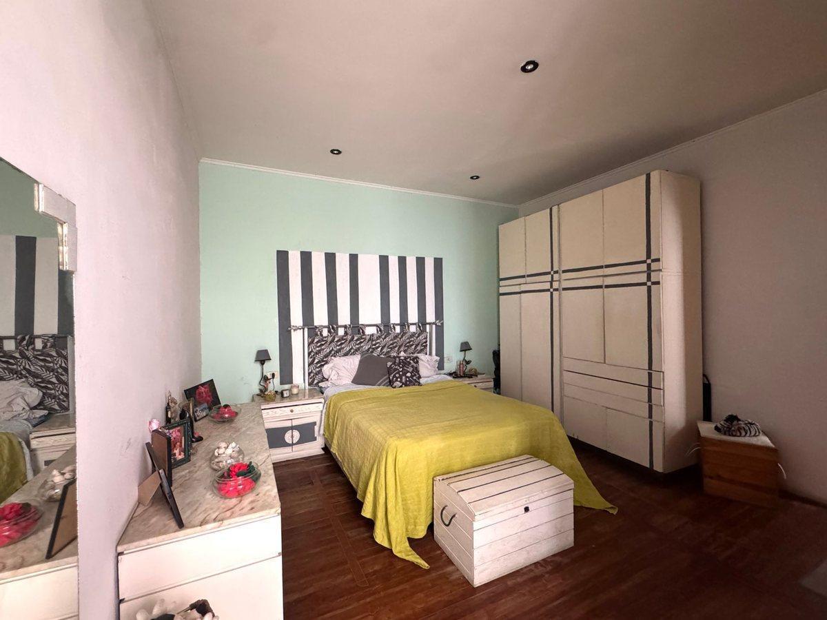 Foto de VENTA PH 3 AMBIENTES LUMINOSO CON PATIO EN LINIERS, imagen 1
