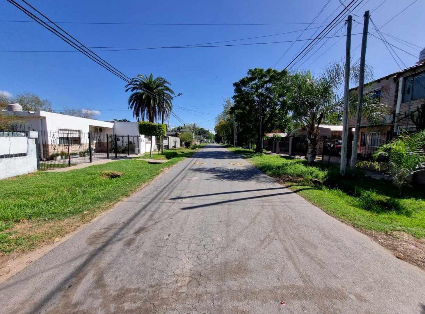 Foto de Casa 3 amb Venta Pilar con Jardín a Refaccionar, imagen 1