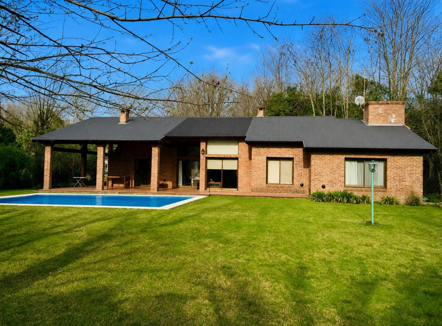 Foto de Venta Casa 4 amb Pileta Club de Campo La Martona, imagen 4