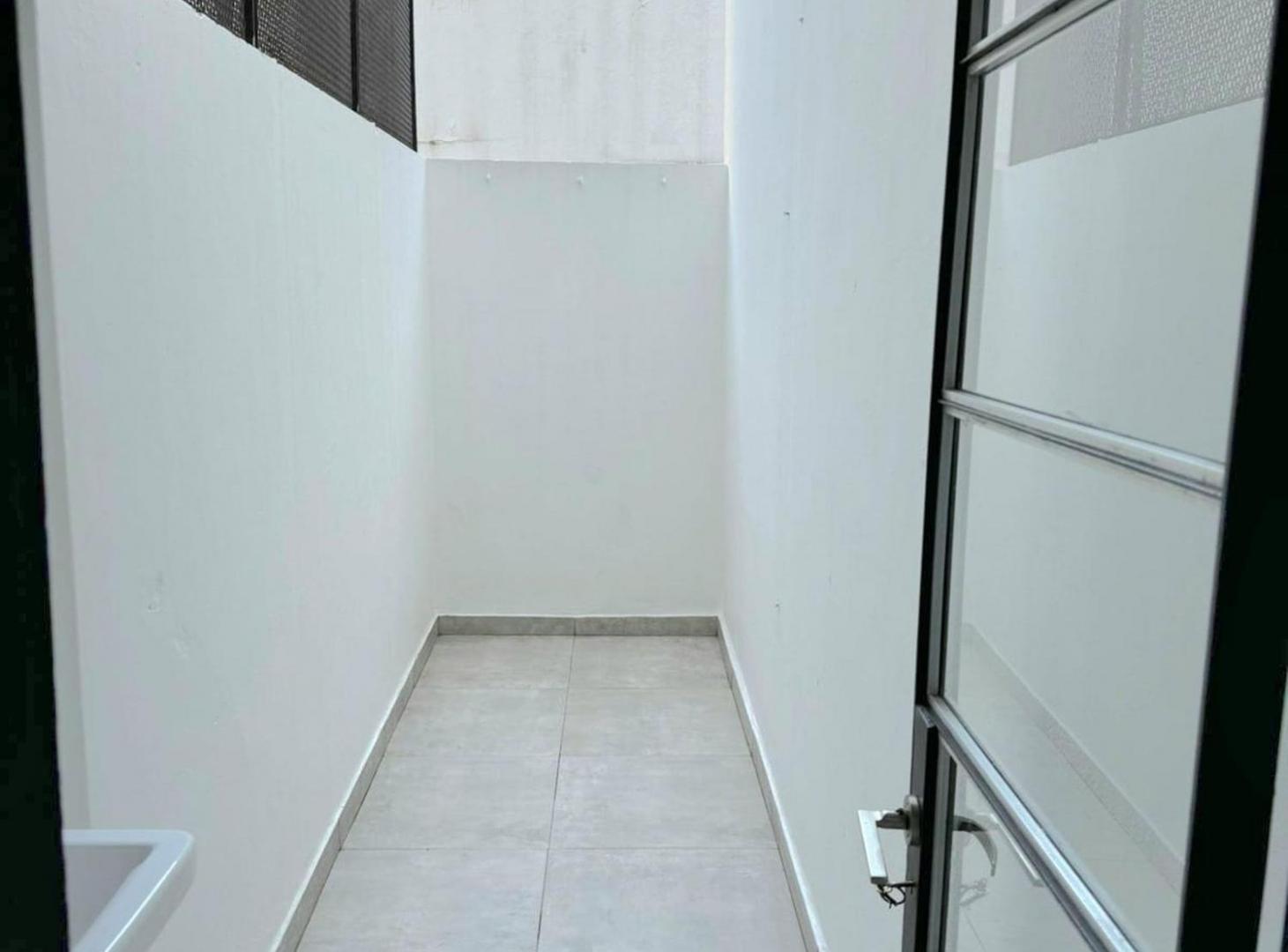 Foto de ALQUILER NUÑEZ DEPARTAMENTO 2 AMBIENTES - 2 PATIOS, imagen 3