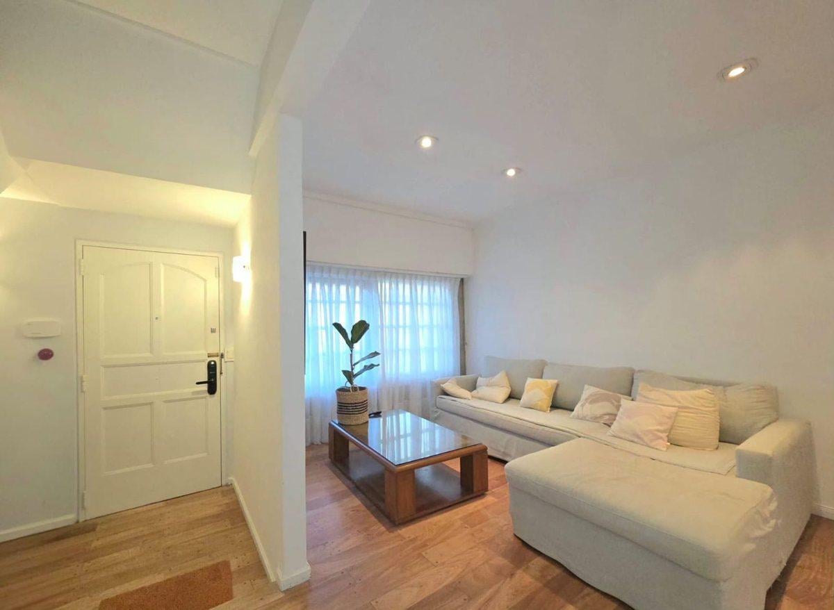 Foto de VENTA CASA EN COLEGIALES 6 AMBIENTES COCHERA, imagen 1