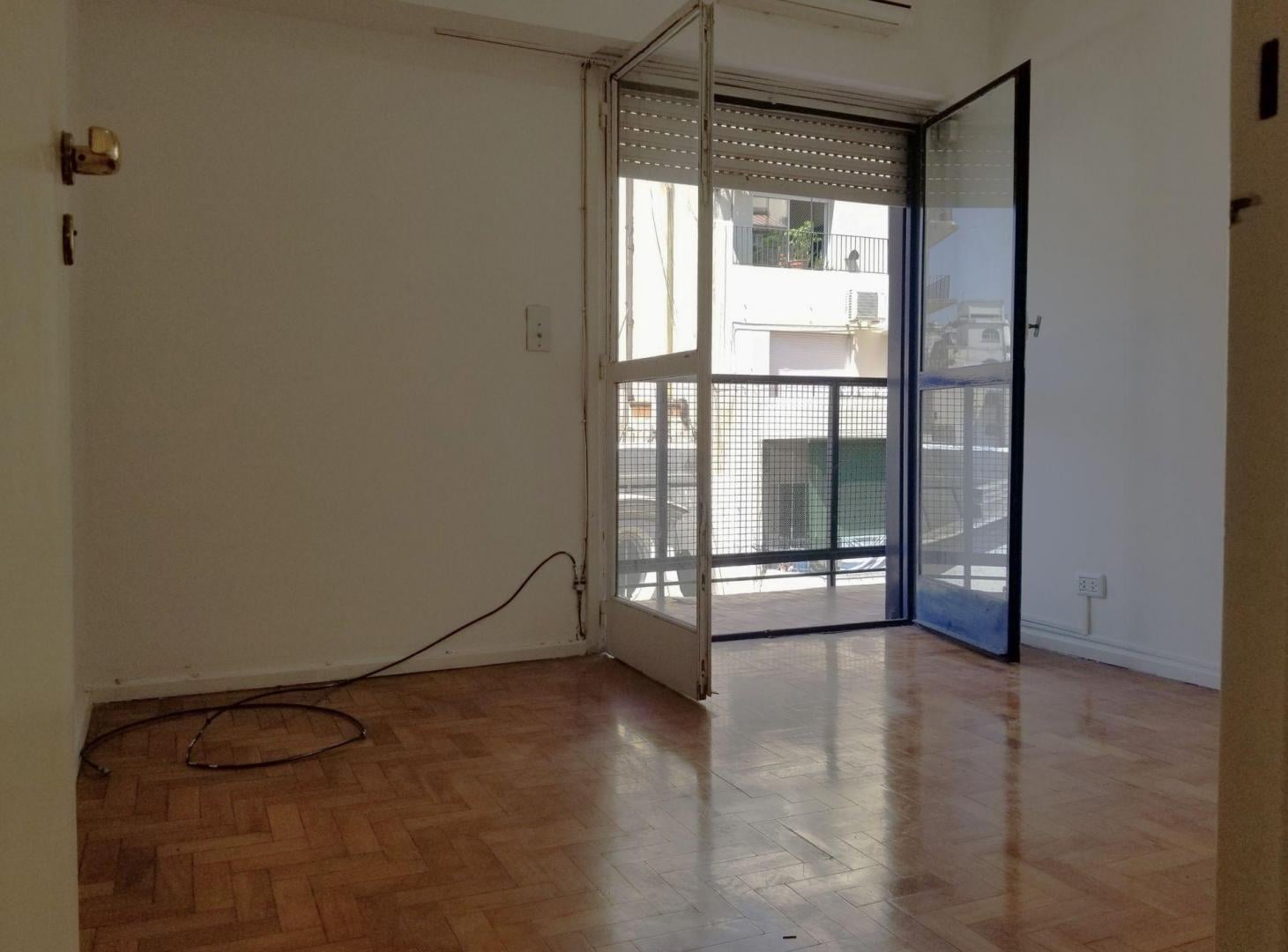 Foto de VENTA DEPARTAMENTO 4 AMBIENTES C/DEP BARRIO NORTE, imagen 2