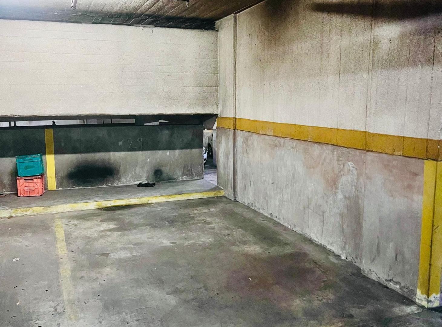Foto de Venta Cochera Fija Cubierta Recoleta, imagen 4