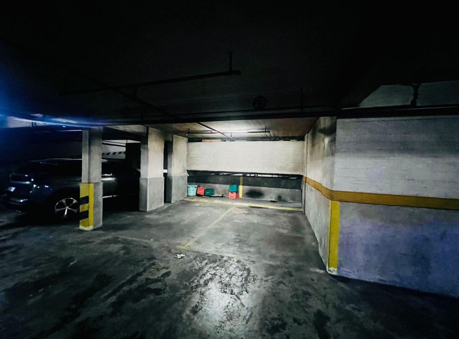 Foto de Venta Cochera Fija Cubierta Recoleta, imagen 1