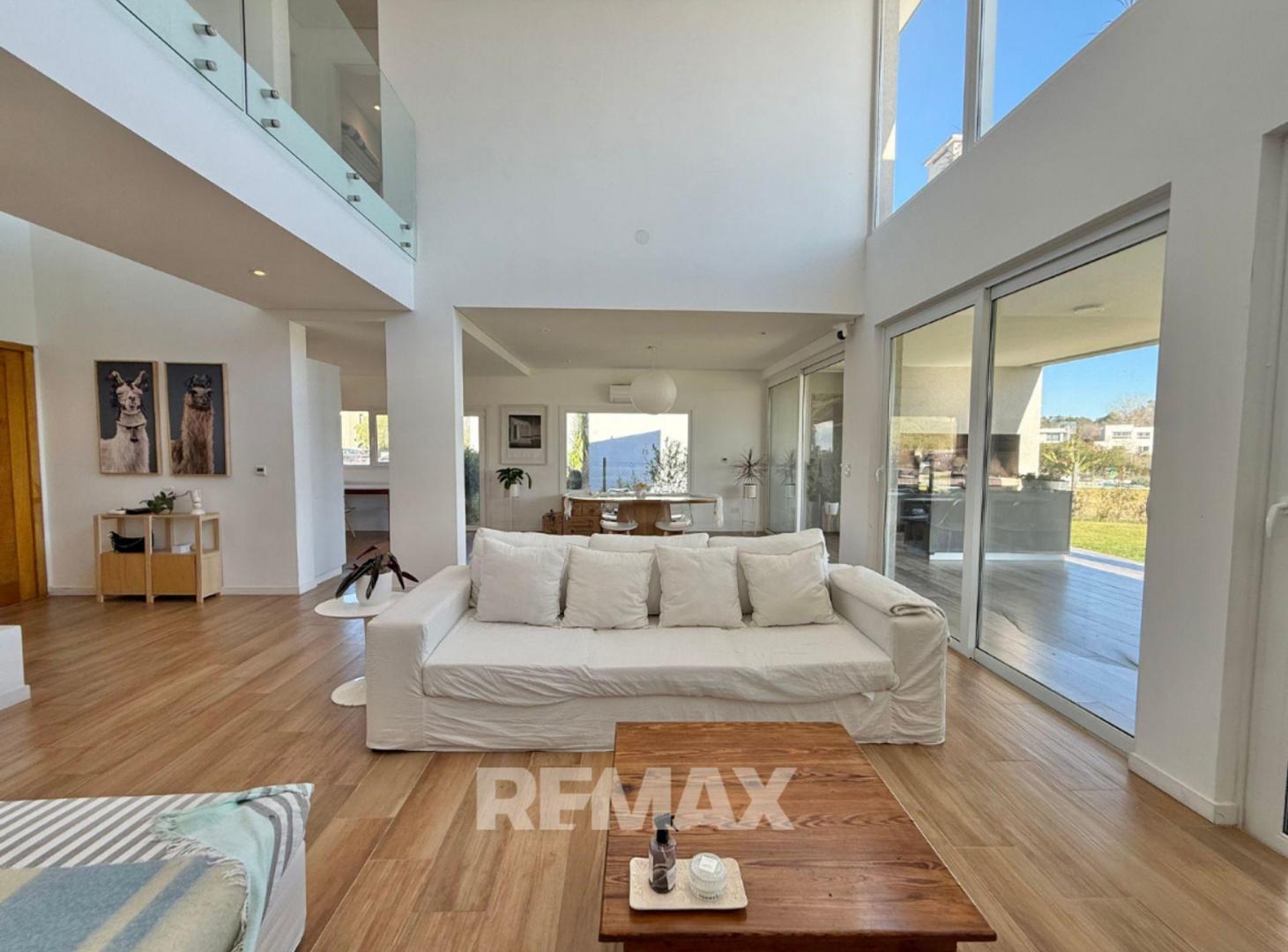 Foto de Casa En Venta En El Cantón Norte, imagen 2