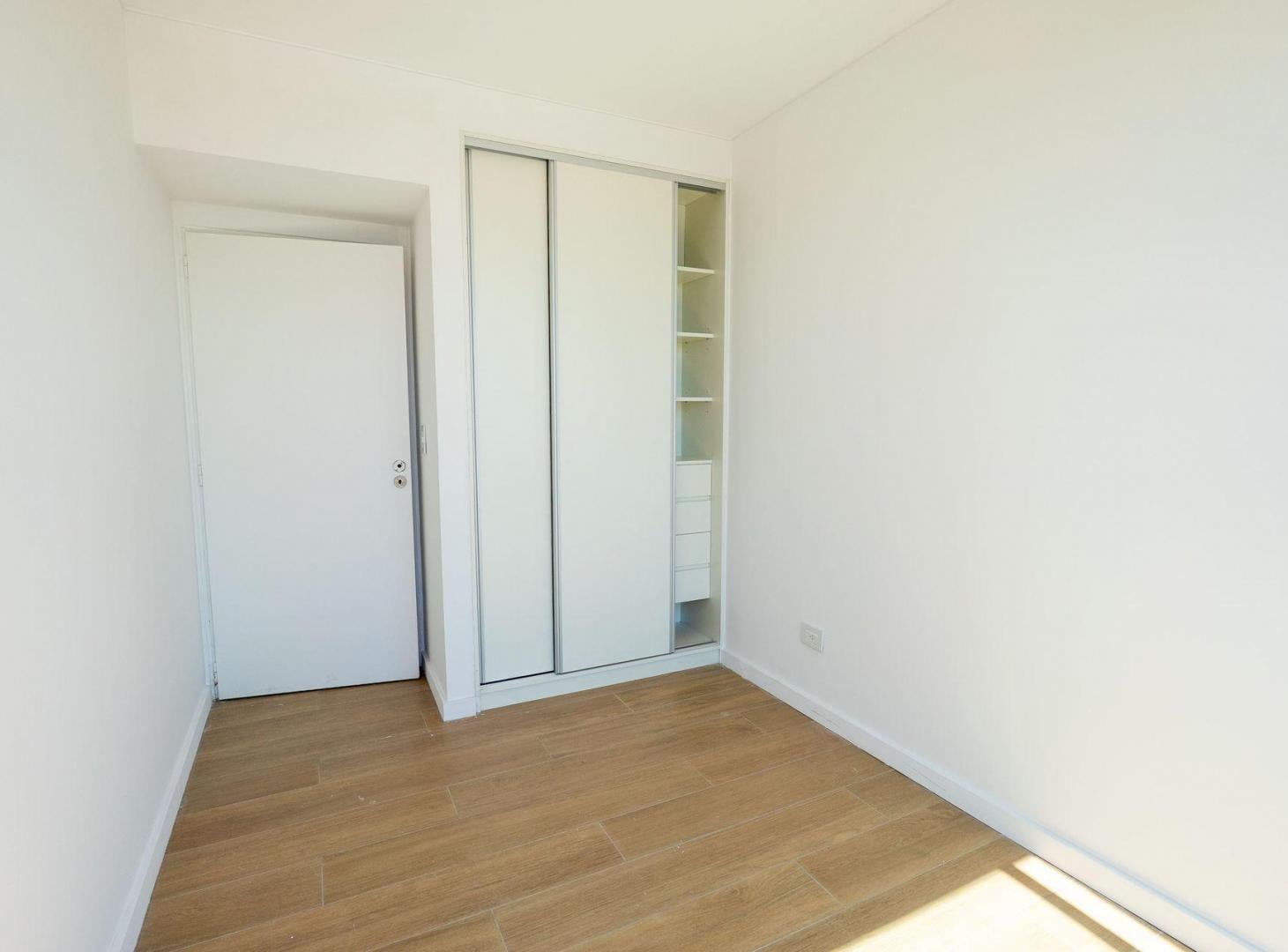 Foto de ALQUILER DEPTO 3 AMB CON BALCON PISO 15 MUCHA LUZ, imagen 3