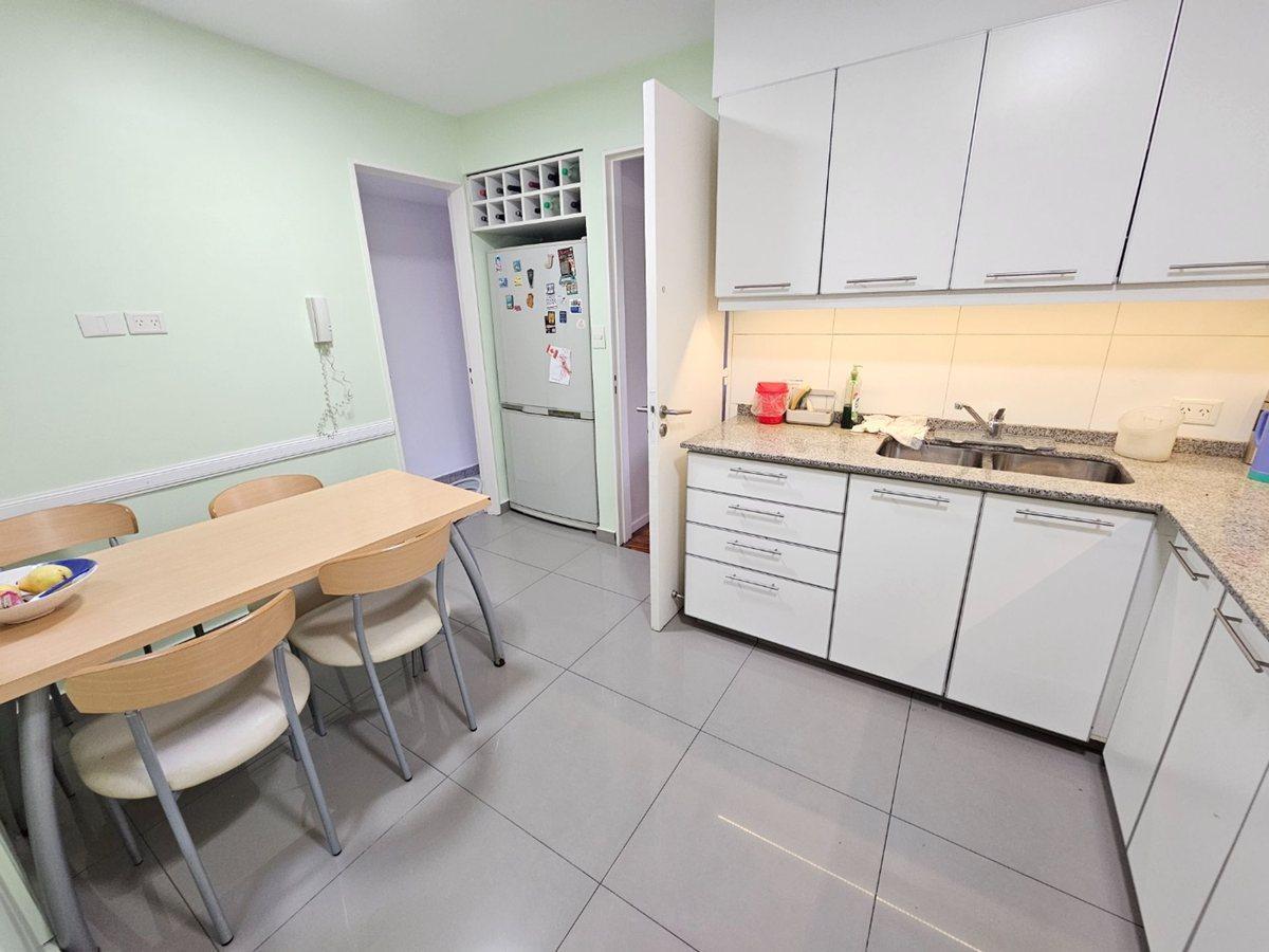 Foto de Venta Colegiales 4 ambientes Dep Cochera Balcón, imagen 2