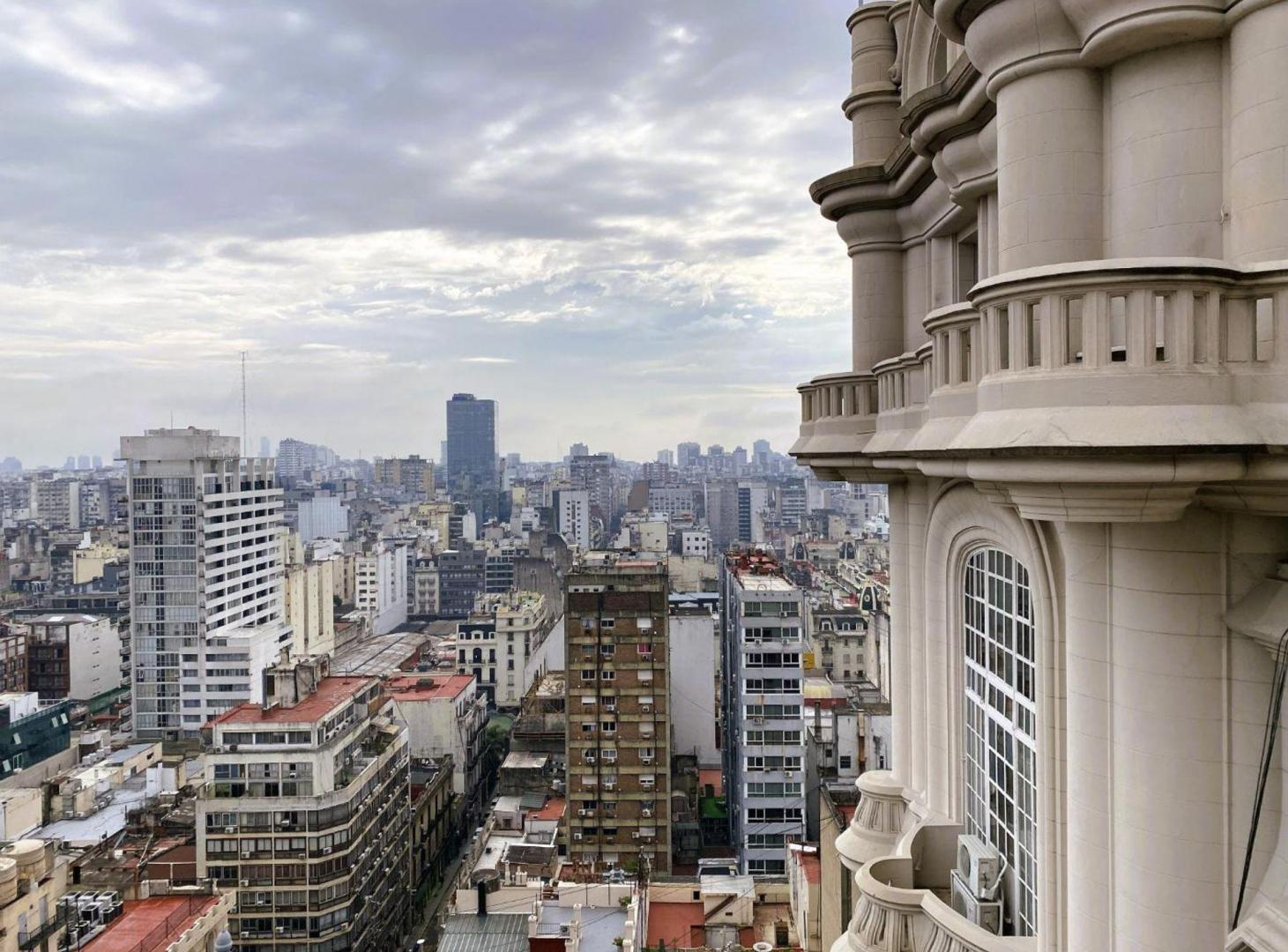 Foto de VENTA DE OFICINA - PALACIO BAROLO, imagen 5